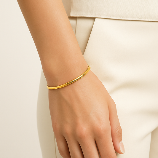 Signature Slim Bangle